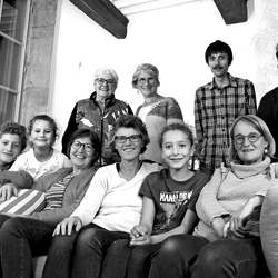 NOTRE GROUPE-PORTRAITS